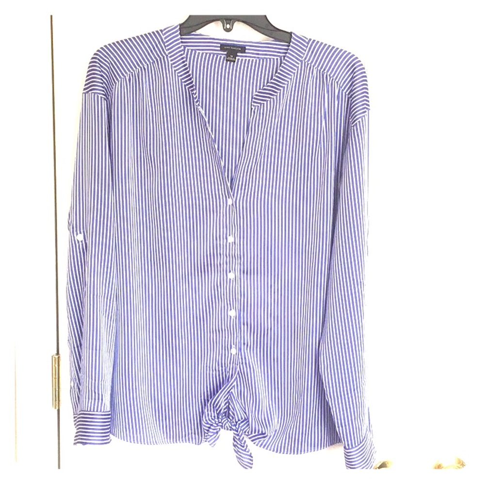 ANN TAYLOR BLOUSE SIZE M